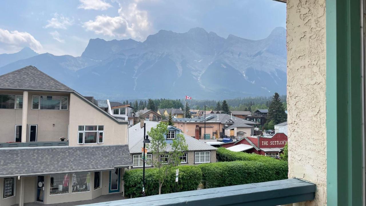 Unit #302 Mountain View 2 Beds In Dt Apartment Canmore Ngoại thất bức ảnh